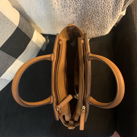 Liz Claiborne Mini Tuxedo Tote Bag - Picture 9 of 15